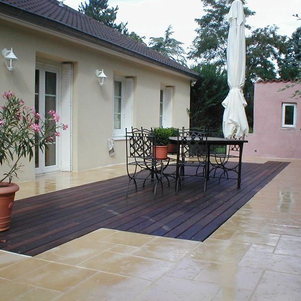 Gabriel GUYOT Paysagiste - Création et entretien de jardins, piscines et toitures végétales à Saint-Symphorien-sur-Coise dans le Rhône