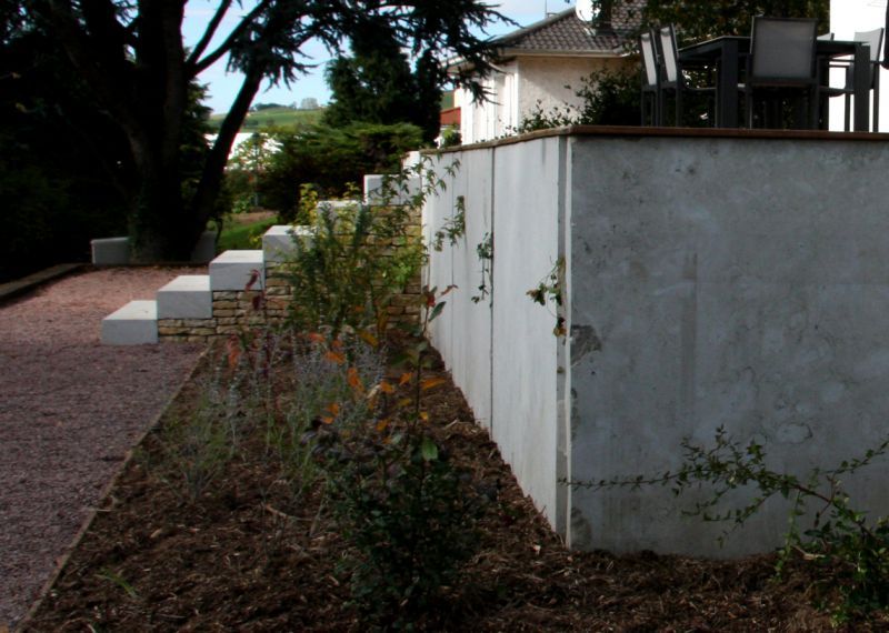 Gabriel GUYOT Paysagiste - Création et entretien de jardins, piscines et toitures végétales à Saint-Symphorien-sur-Coise dans le Rhône