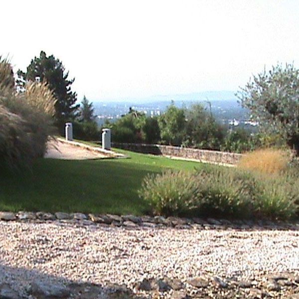 Gabriel GUYOT Paysagiste - Création et entretien de jardins, piscines et toitures végétales à Saint-Symphorien-sur-Coise dans le Rhône