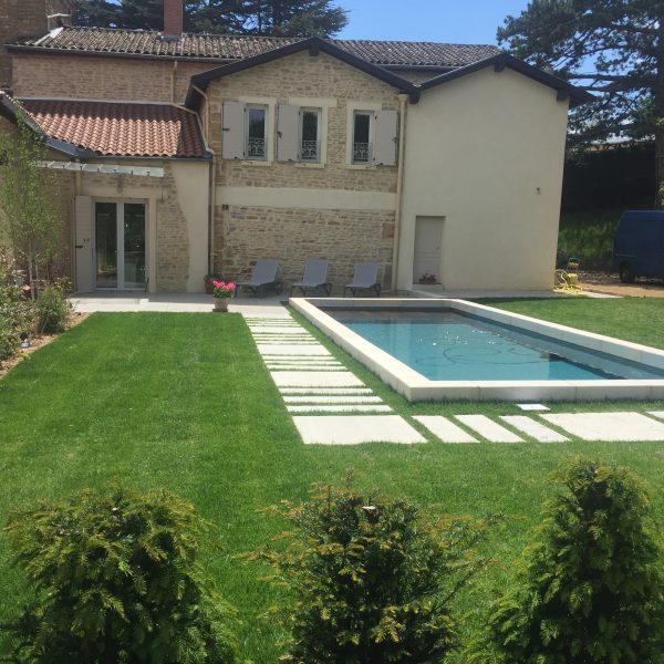 Gabriel GUYOT Paysagiste - Création et entretien de jardins, piscines et toitures végétales à Saint-Symphorien-sur-Coise dans le Rhône